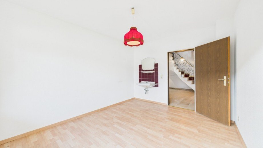 2. B�ro/Schlafzimmer KG Einfamilienhaus Grafschaft