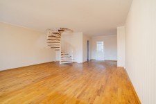 Hauptbild Bad Neuenahr, helle 4-Zimmer-Wohnung auf zwei Etagen mit sonnigem Balkon zu verkaufen