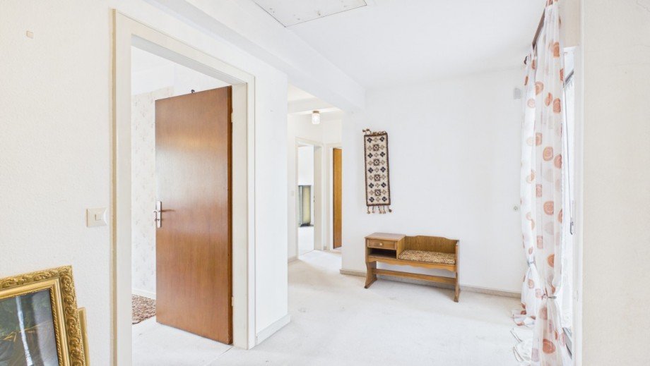 Flur OG Einfamilienhaus Grafschaft