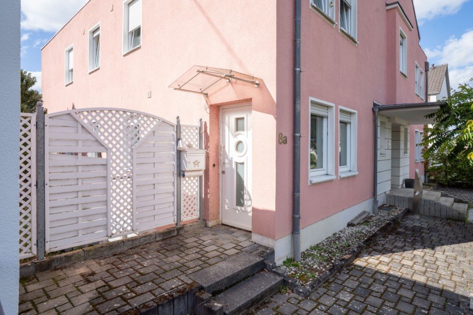 EIngang Einliegerwohnung Zweifamilienhaus Sinzig