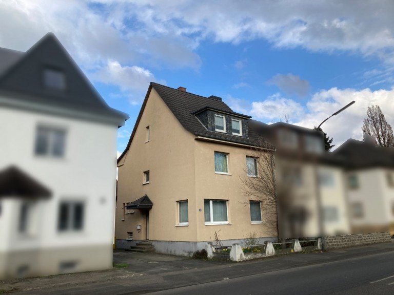 1. Titelbild Bad Neuenahr-Ahrweiler Haus Bad Neuenahr-Ahrweiler, Einfamilienhaus mit Garten und Garage