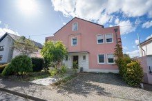 Au�enansicht 359 m� Wohntr�ume mit Einliegerwohnung - Ihre Chance auf etwas Besonderes