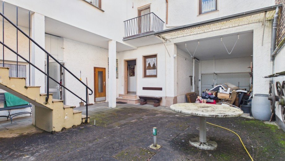 Innenhof Eingangsbereich Einfamilienhaus Grafschaft