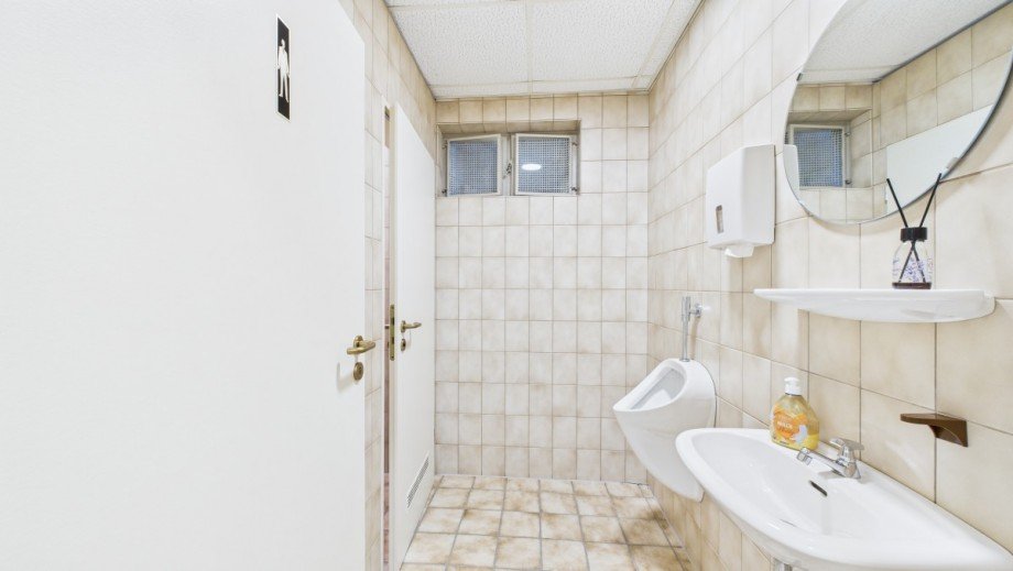 M�nner-WC Praxis Remagen