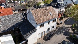 Hauptbild Charmantes Haus mit Nebengebäuden und viel Entwicklungspotenzial in Lantershofen zu verkaufen